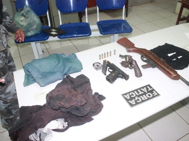 Armas e munições apreendidas