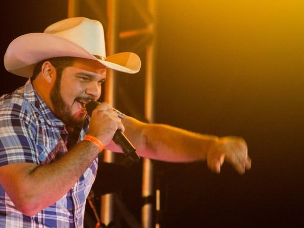 Cantor sertanejo Pedro Lim