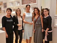Raquel Dias mostra a nova loja da Pandora, em Teresina