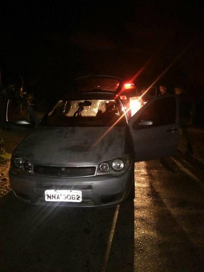 Trio é preso com arma de fogo e vários celulares roubados em THE (Crédito: Plantão Policial)