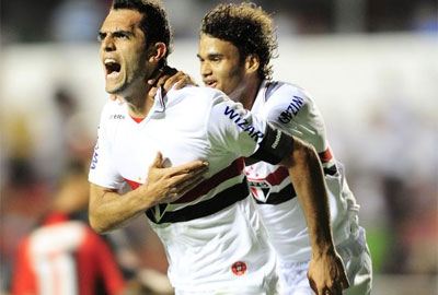 São Paulo vira contra Ituano, faz 4 gols e mantém liderança do Campeonado Paulista