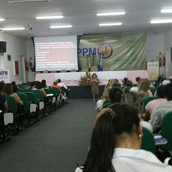 Prefeito de Floriano marca presença o Seminário ODM Mulher Piauí