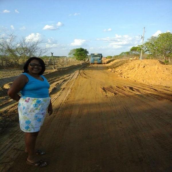 Construção da estrada que liga a localidade Santa Fé à Canavieira está a todo vapor