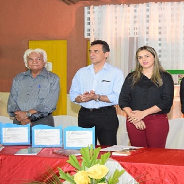 Prefeito participa de encerramento do Projeto de Leitura do Sesc Floriano