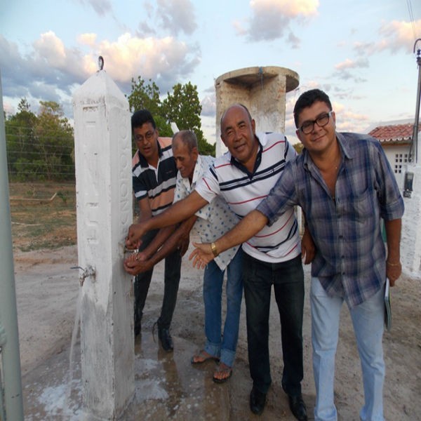 Prefeitura de São Francisco do Piauí inaugura sistema de abastecimento de água na zona rural