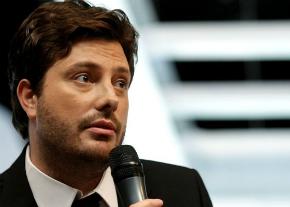 ‘Atribuo todo sucesso a Deus’, diz apresentador Danilo Gentili