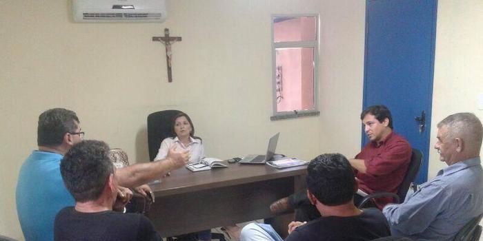 Adriane Prado fortalece compromisso de instalação do Serviço de Inspeção