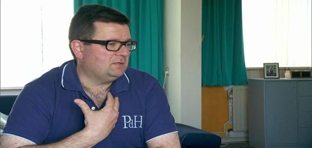 Holandês ajuda mulheres a ter filhos por meio natural e já tem 99