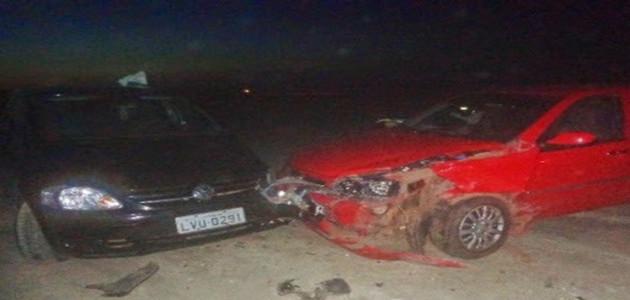 Veículos colidem e criança ferida é encaminhada para hospital no litoral piauiense