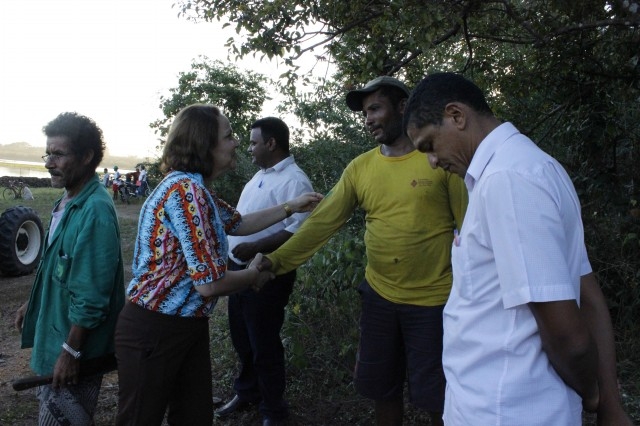 Prefeita Dra. Salete Rêgo visita agricultores na localidade caraíbas - Imagem 16