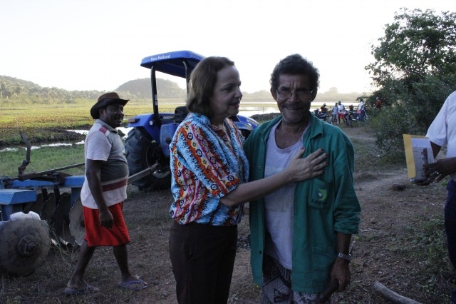 Prefeita Dra. Salete Rêgo visita agricultores na localidade caraíbas - Imagem 17