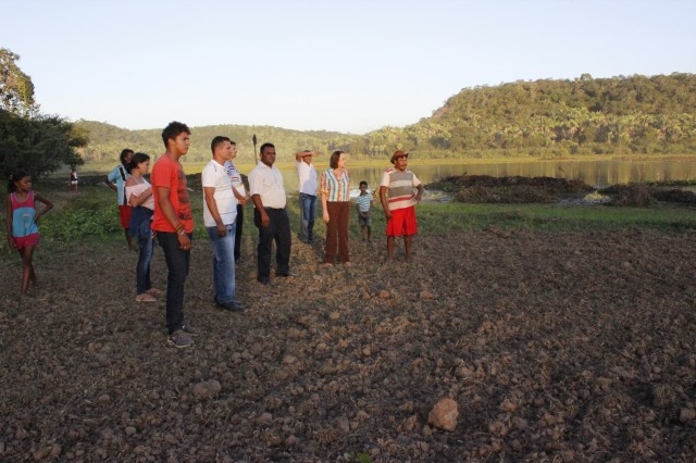 Prefeita Dra. Salete Rêgo visita agricultores na localidade caraíbas - Imagem 8