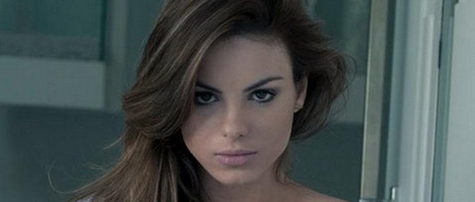 Atriz Sthefany Brito Posa Sexy E Diz Que Se Confortou No Espiritismo Meionorte Com