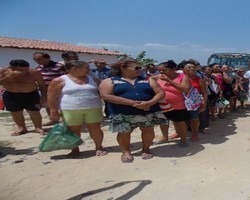 Prefeitura Municipal de Bom Princípio realiza passeio para Atalia com idosos