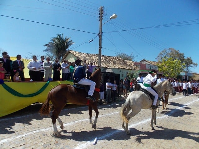 Prefeitura realiza tradicional desfile cívico em homenagem a Independência do Brasil - Imagem 70