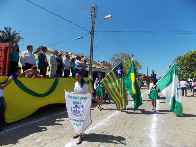 Prefeitura realiza tradicional desfile cívico em homenagem a Independência do Brasil - Imagem 88