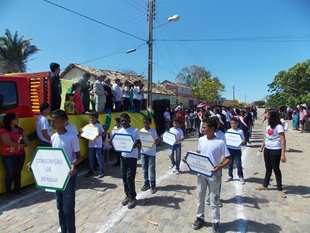 Prefeitura realiza tradicional desfile cívico em homenagem a Independência do Brasil - Imagem 99