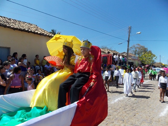 Prefeitura realiza tradicional desfile cívico em homenagem a Independência do Brasil - Imagem 63