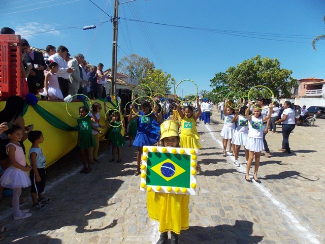 Prefeitura realiza tradicional desfile cívico em homenagem a Independência do Brasil - Imagem 48