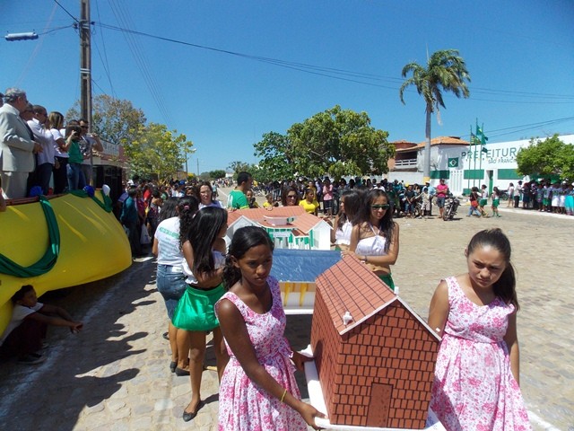 Prefeitura realiza tradicional desfile cívico em homenagem a Independência do Brasil - Imagem 108