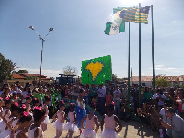 Prefeitura realiza tradicional desfile cívico em homenagem a Independência do Brasil - Imagem 28