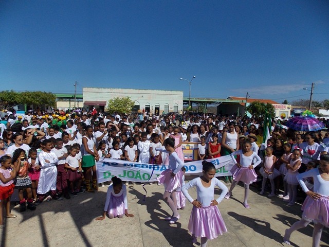 Prefeitura realiza tradicional desfile cívico em homenagem a Independência do Brasil - Imagem 38