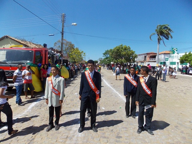 Prefeitura realiza tradicional desfile cívico em homenagem a Independência do Brasil - Imagem 102