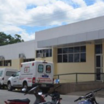 Homem é agredido e fica com faca cravada na cabeça até ser socorrido por equipe de saúde no Piauí