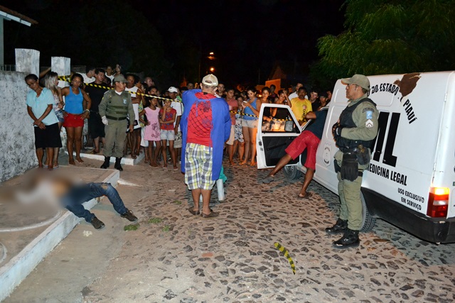Homem é morto a tiros dentro da própria casa em Parnaíba