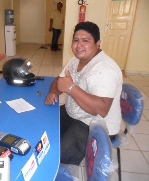 Homem tem moto furtada durante festa em José de Freitas