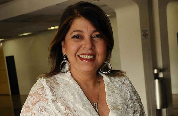 Roberta Miranda defende Zezé Di Camargo: “ Deve continuar discutindo com os fãs”