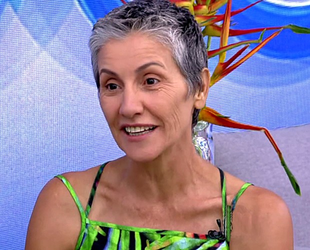 "Se pedir para tirar a roupa, eu tiro”, revela Cássia Kis Magro