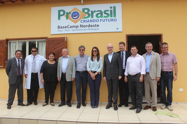 Embaixador da Alemanha visita Picos