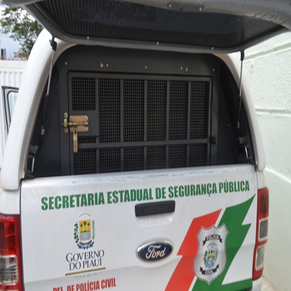 Polícia faz a transferência de todos os presos da Delegacia de Campo Maior