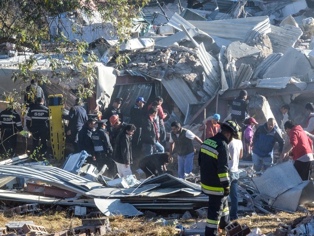 Explosão de gás em hospital infantil deixa 2 mortos e 60 feridos no México