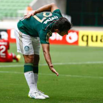 No campeonato paulista, o palmeiras tem 1º tempo arrasador e vence bem em estreia