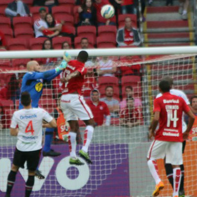 Inter vence o Joinville no Beira-Rio e encosta de vez no G-4
