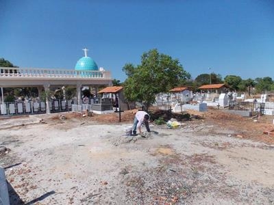 Cemitérios são preparados para o Dia de Finados em Batalha