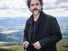 Ator Alexandre Nero vibra com o prêmio recebido pela novela Império
