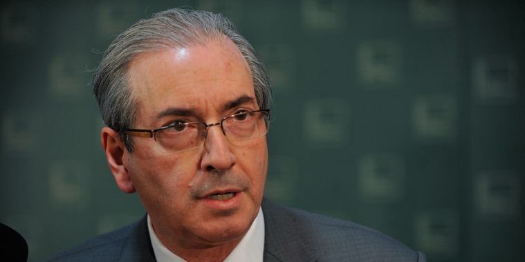 Aliados propõem troca de cassação de Cunha por impeachment de Dilma