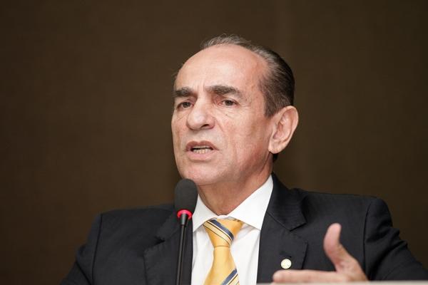 Marcelo Catro, Ministro da Saúde