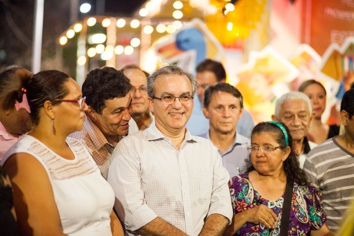 Prefeito Firmino Filho em inauguração da decoração natalina em Teresina (Crédito: Divulgação/ Prefeitura de Teresina )