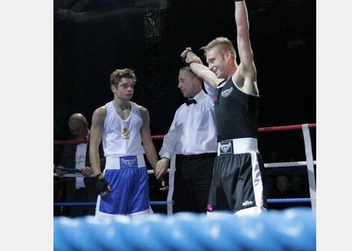 Michael se tornou campeão de boxe