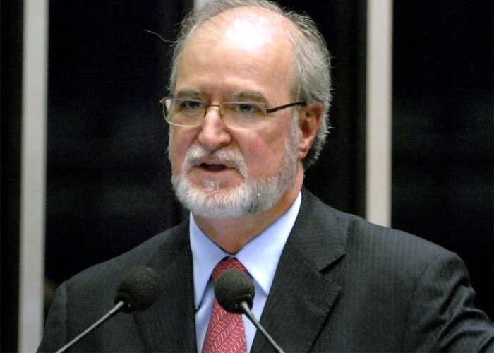 Azeredo foi condenado por mensalão tucano (Crédito: Divulgação)