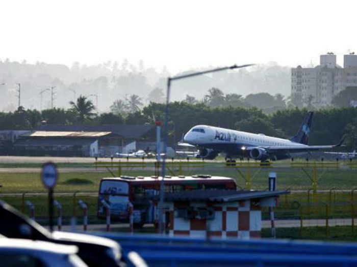 Governo da Bahia reduz ICMS sobre combustível para atrair voos (Crédito: Reprodução/ Uol)