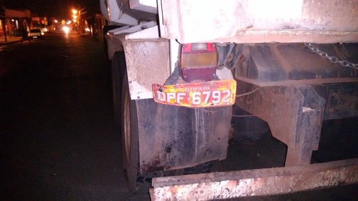 Matheus colidiu contra a caçamba nque estava estacionada