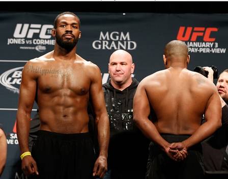 Jon Jones x Daniel Cormier (3 de janeiro de 2015) (Crédito: REPRODUÇÃO / UFC)
