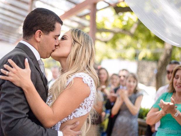 Leticia Santiago e Miguel Corrêa Júnior (Crédito: Divulgação)