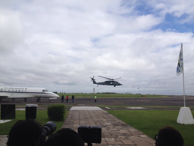 Presidente Dilma chega no local (Crédito: Reprodução)