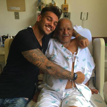 Lucas Lucco e o avô (Crédito: Reprodução/Instagram)